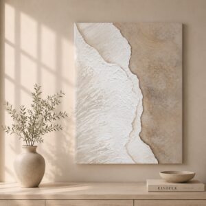 Cuadro abstracto pintado a mano con relieve en tonos blanco roto y beige, inspirado en formas orgánicas, ideal para decoración wabi-sabi, japandi y minimalista.