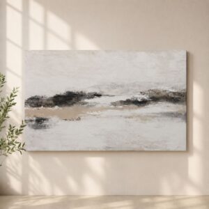 Cuadro abstracto Bruma en tonos blanco, beige y negro sobre pared de salón moderno con iluminación natural.